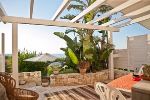 Deluxe Villa, 1 Bedroom, Non Smoking, Ocean View | Terrace/patio
