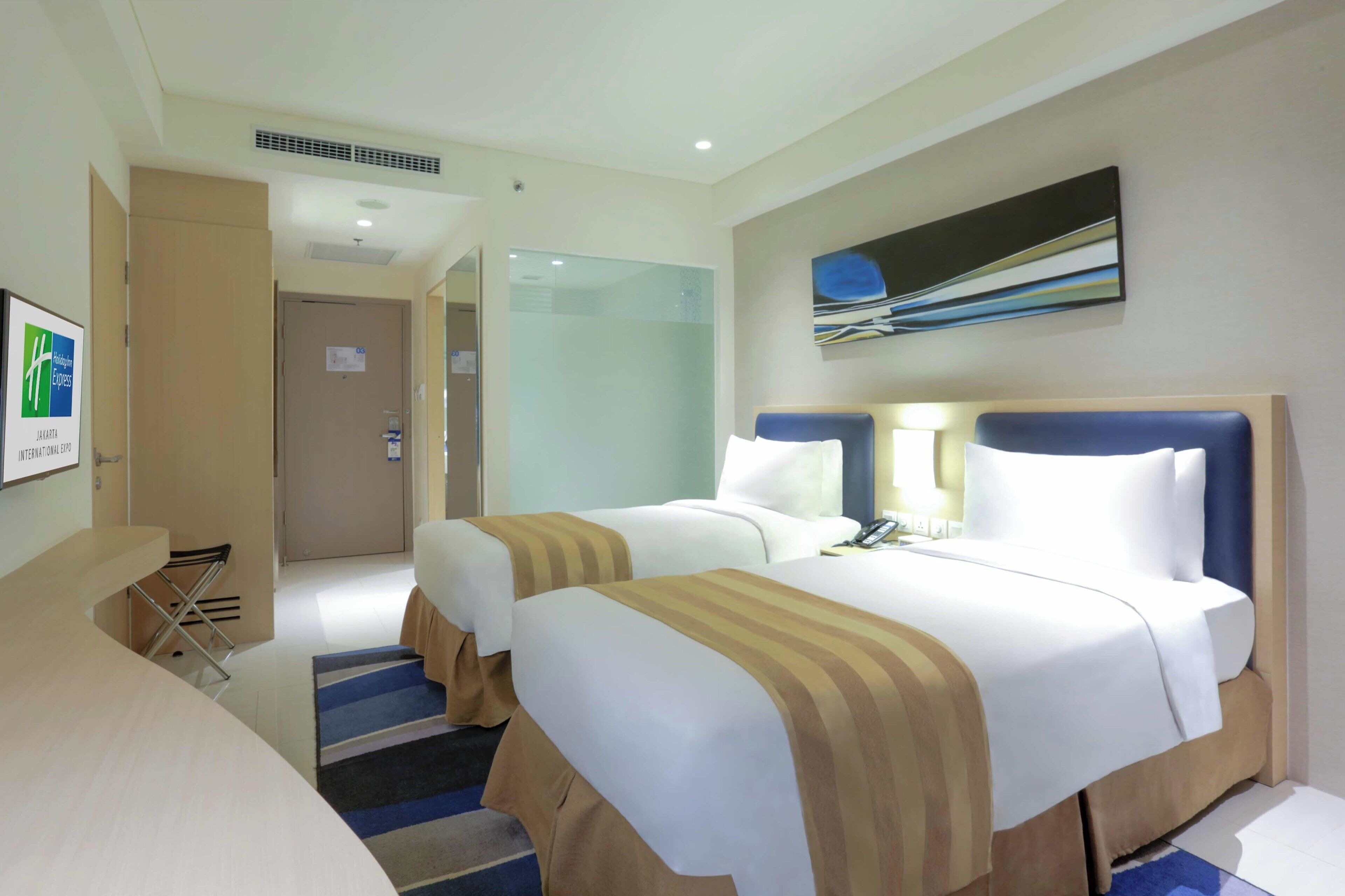 Standaard kamer, 2 eenpersoonsbedden (with Free Breakfast)