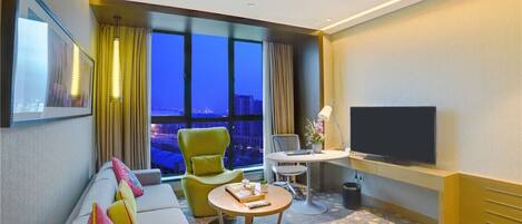 King, Suite, 1 slaapkamer | Uitzicht vanuit de kamer