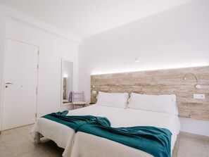 Coffres-forts dans les chambres, bureau, rideaux occultants