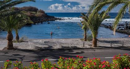 Apartamentos Charco del Conde