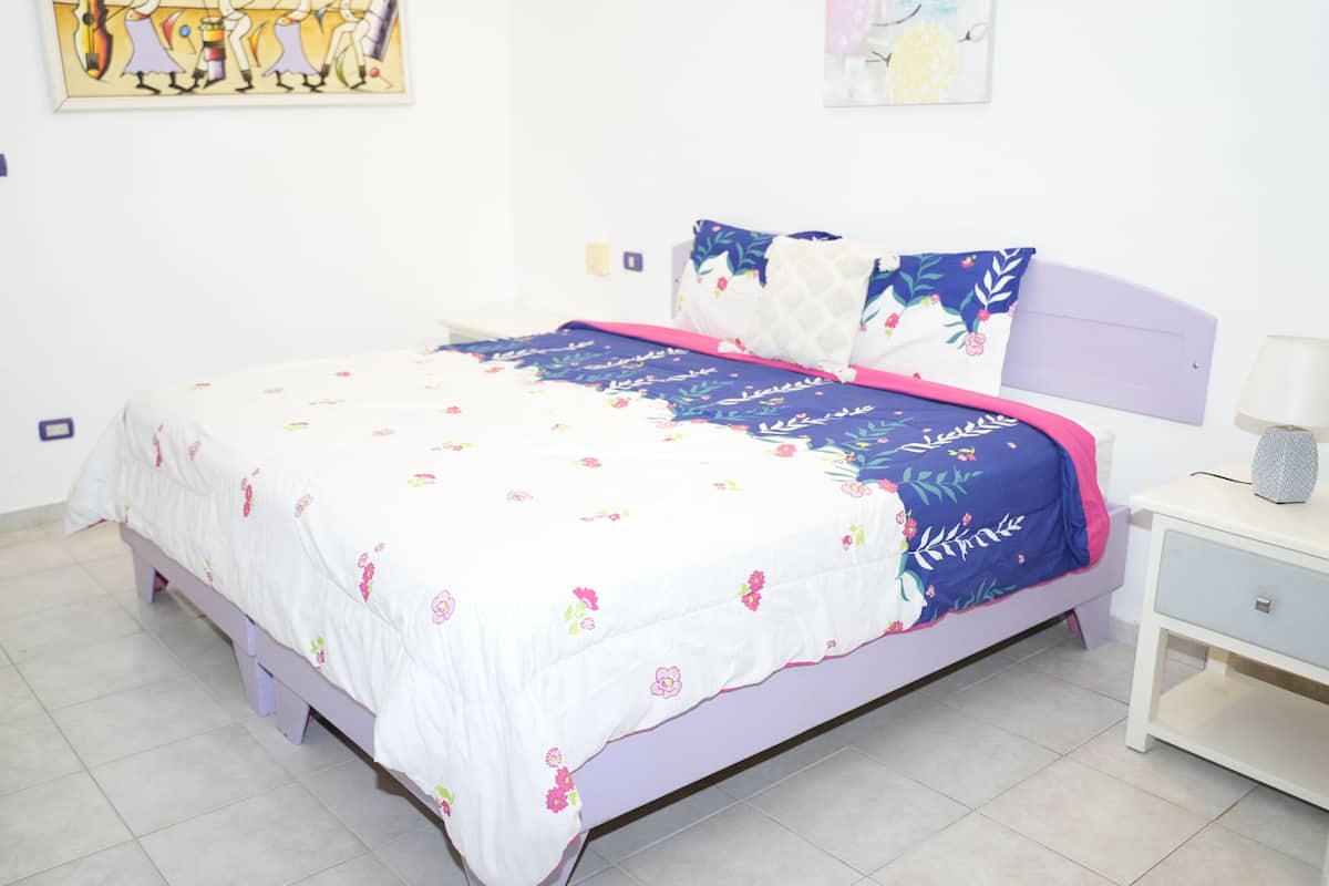 Standard Room | Down duvets, minibar, in-room safe, blackout curtains