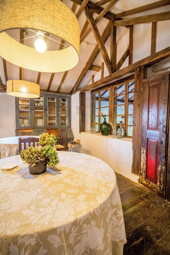 Breakfast and dinner served, Portuguese cuisine - Quinta do Rapozinho (Cabeceiras de Basto)