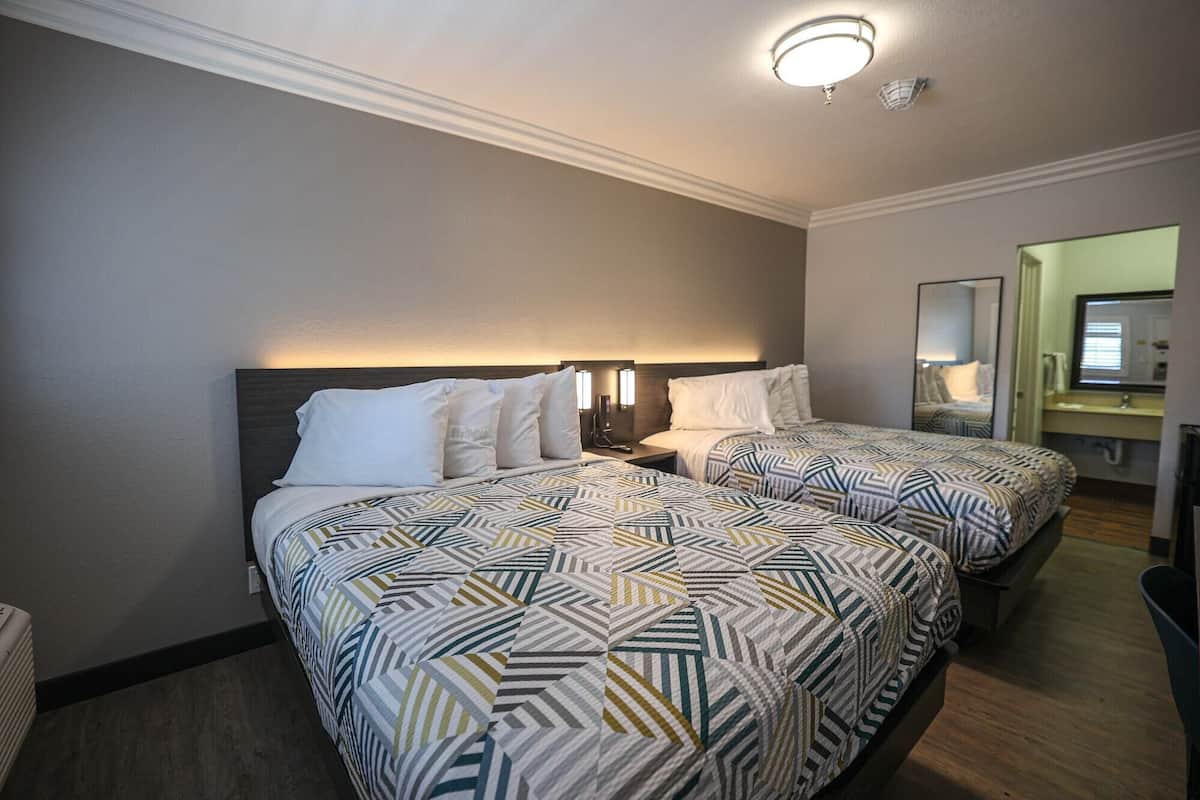 Desk, blackout curtains, free WiFi, bed sheets