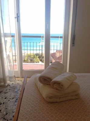 View from room - Hotel Minerva (Pietra Ligure)