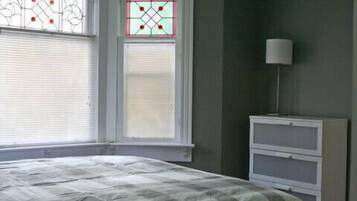 Standard Room, 1 Katil Ratu (Queen) | Wi-fi percuma