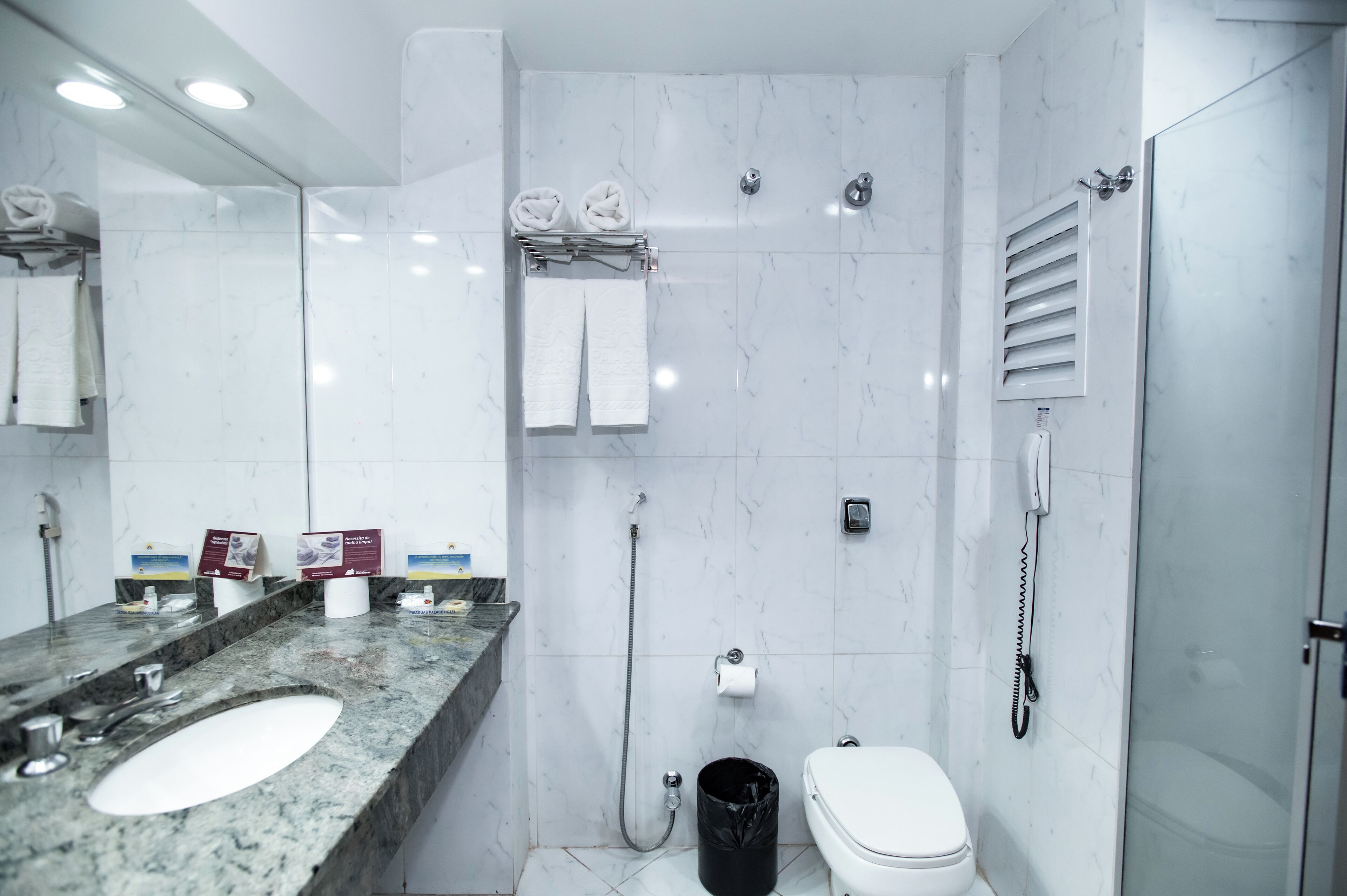 Luxury Single Room, 1 Bedroom | Bathroom | Shower, hair dryer, towels, soap