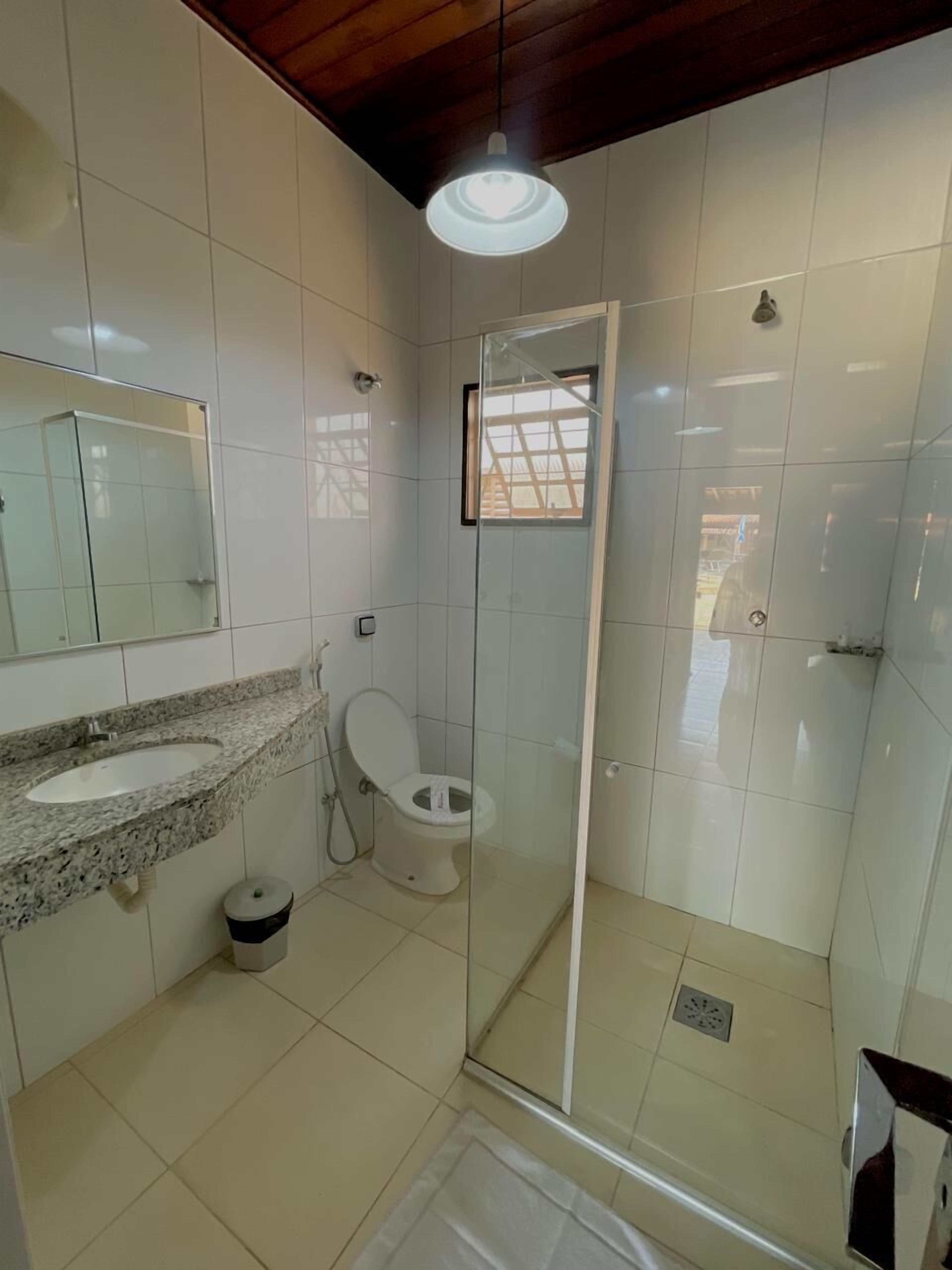 shower, free toiletries, towels, soap