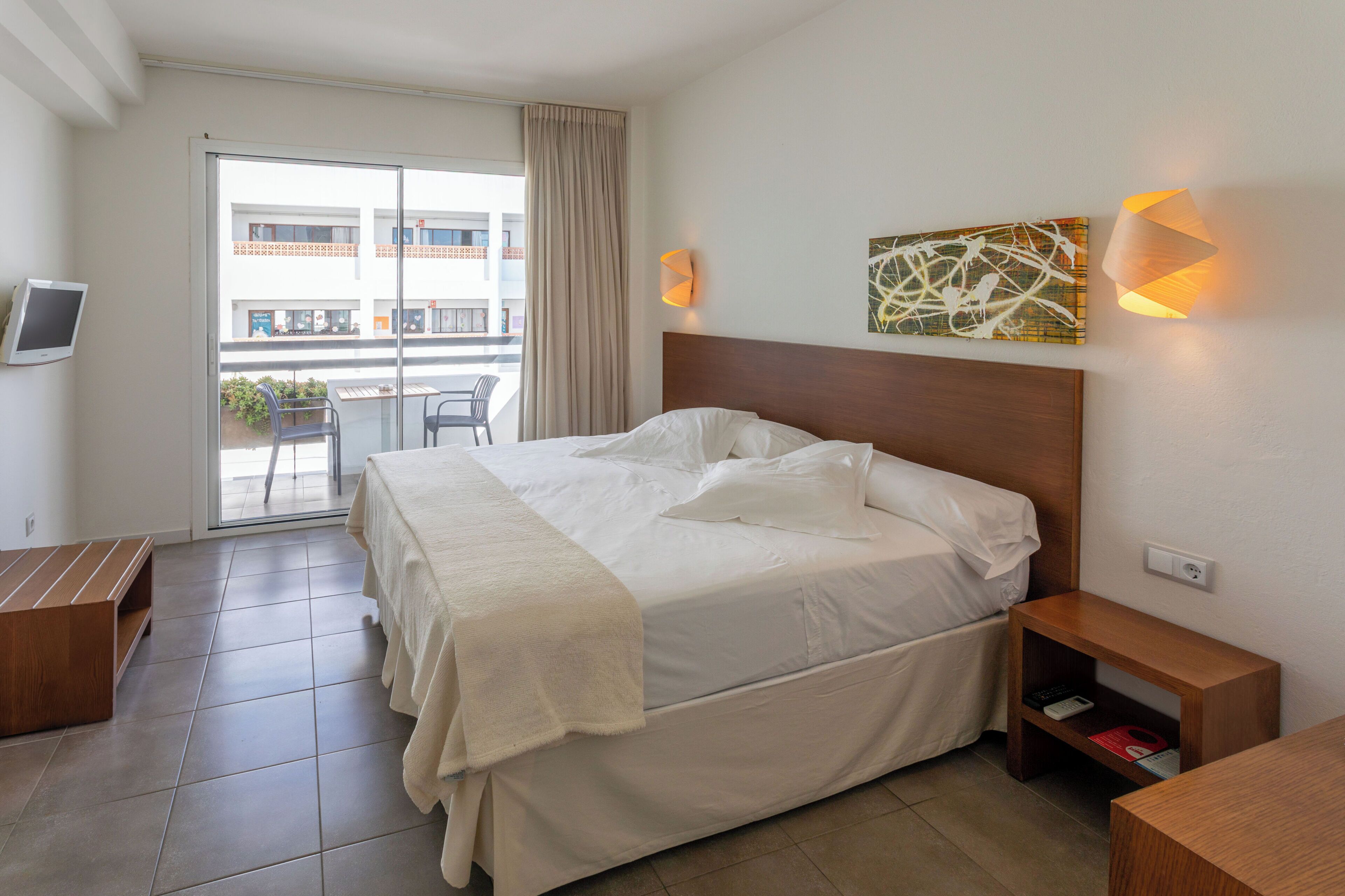 Photo - Es Mitjorn Hotel