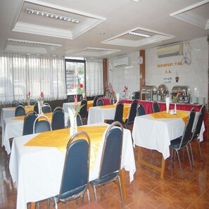 Restaurant - Nice Day Hotel (Yangon)
