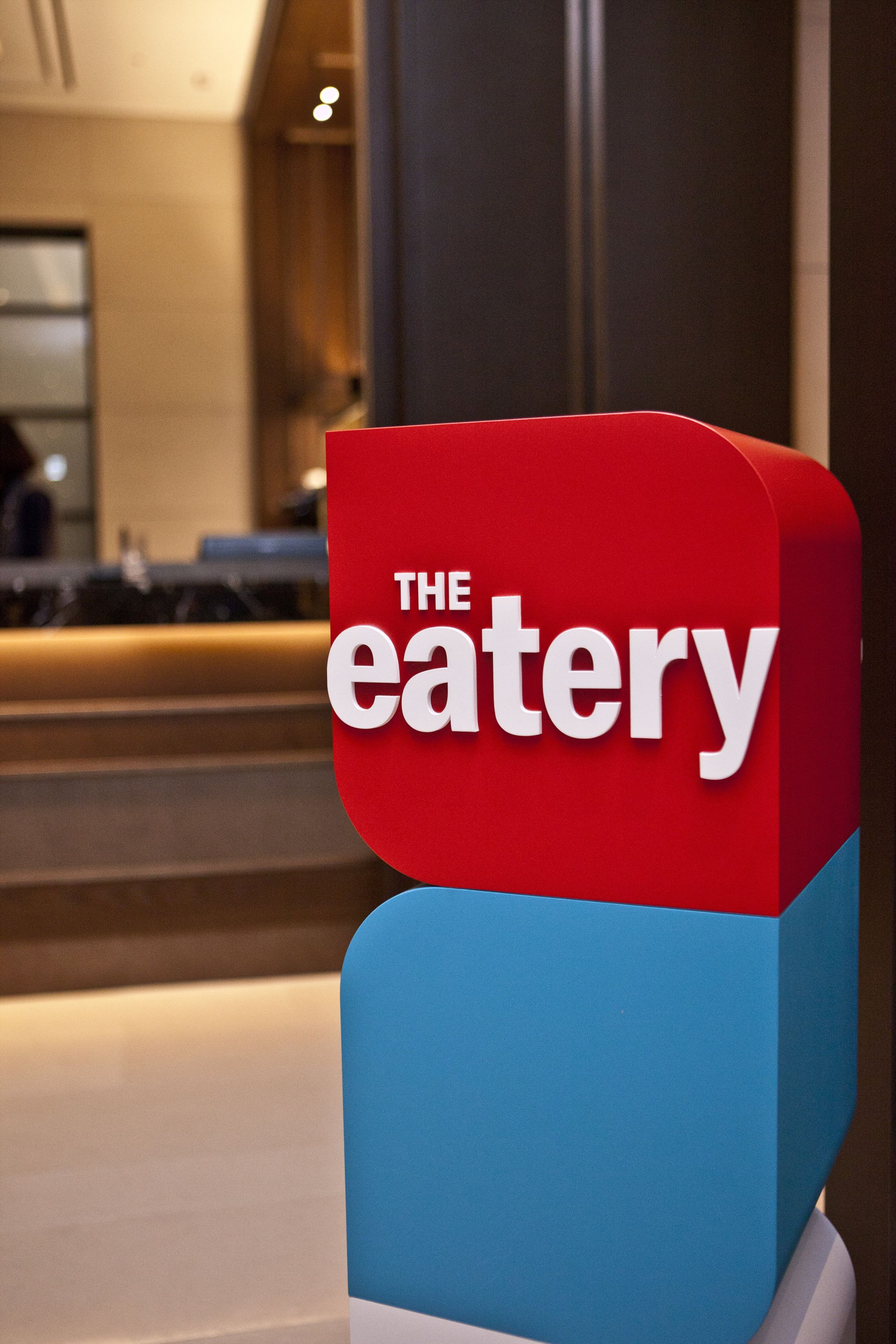 Daily buffet breakfast (KRW 40000 per person)