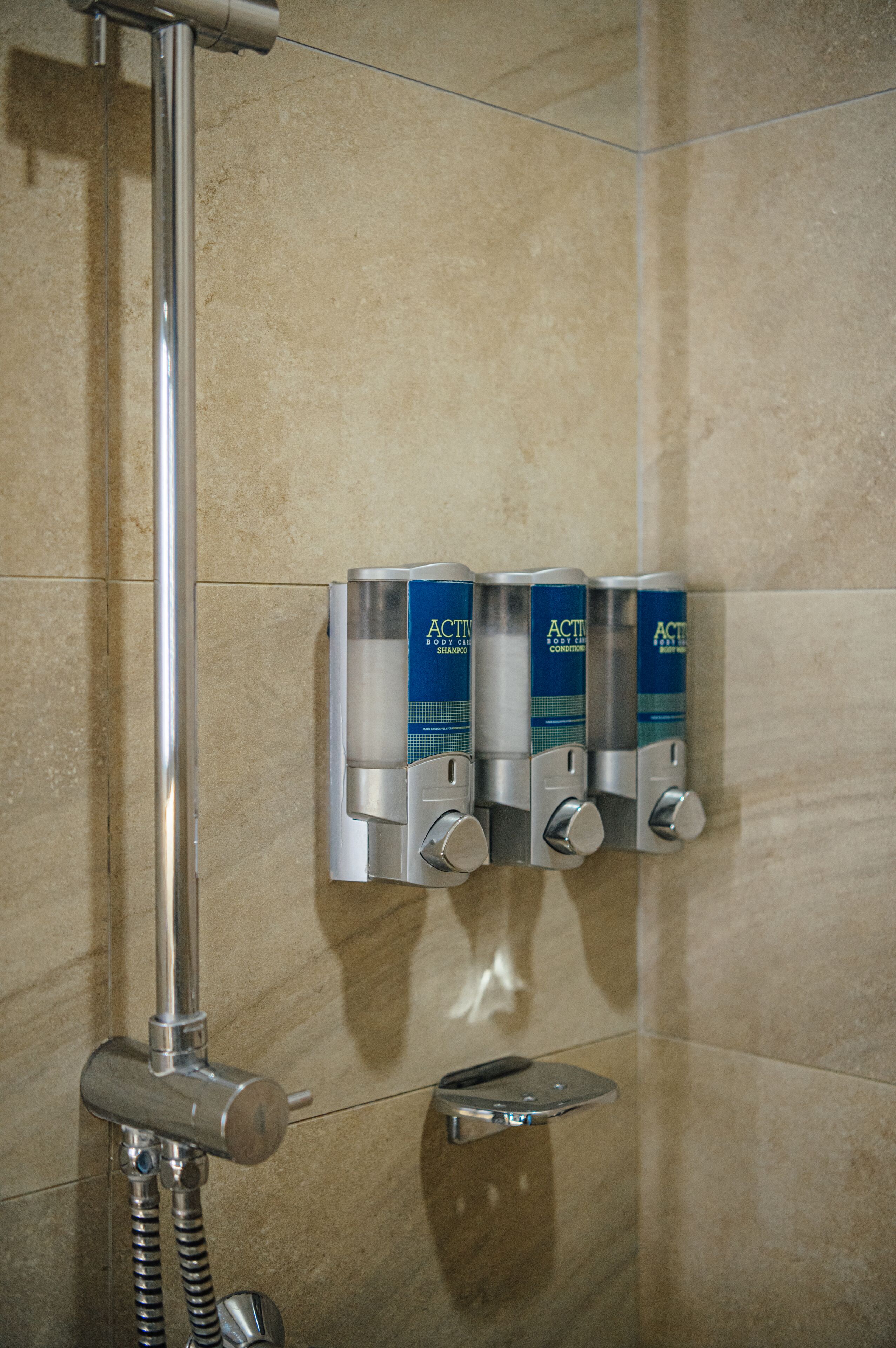 premium bedding, pillow-top beds, in-room safe, desk