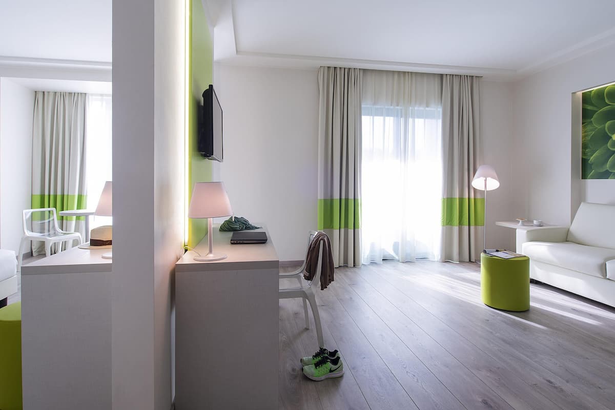 Family Room, 1 Double Bed | Premium bedding, minibar, in-room safe, individually decorated