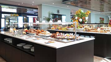Daily buffet breakfast (EUR 12.90 per person)