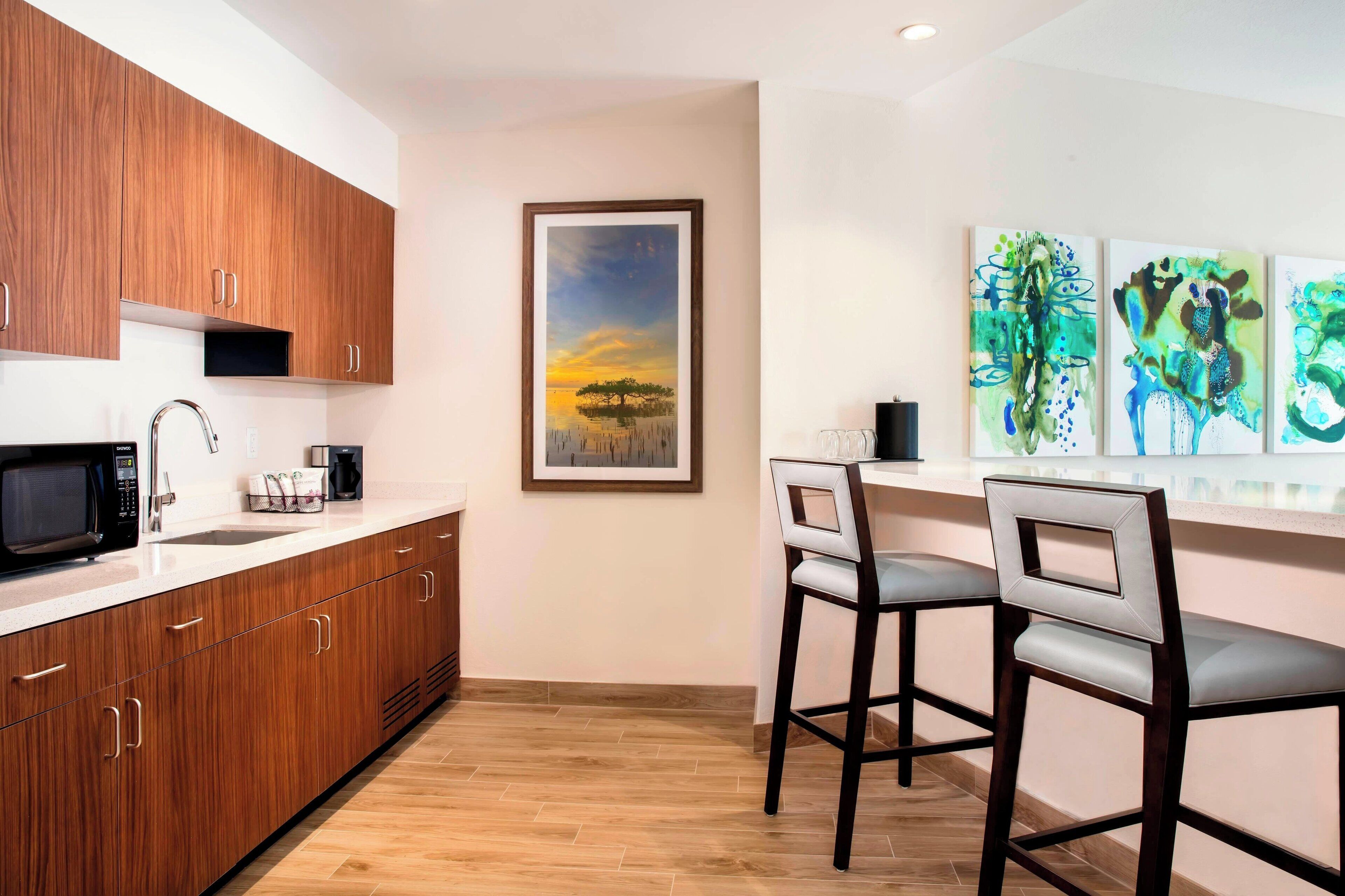 fridge, microwave, coffee/tea maker