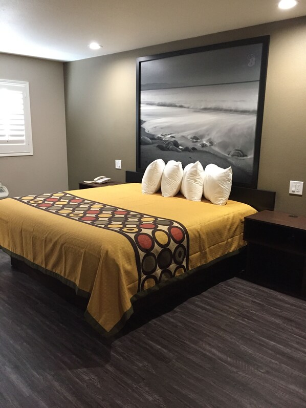 Room, 1 King Bed, Non Smoking