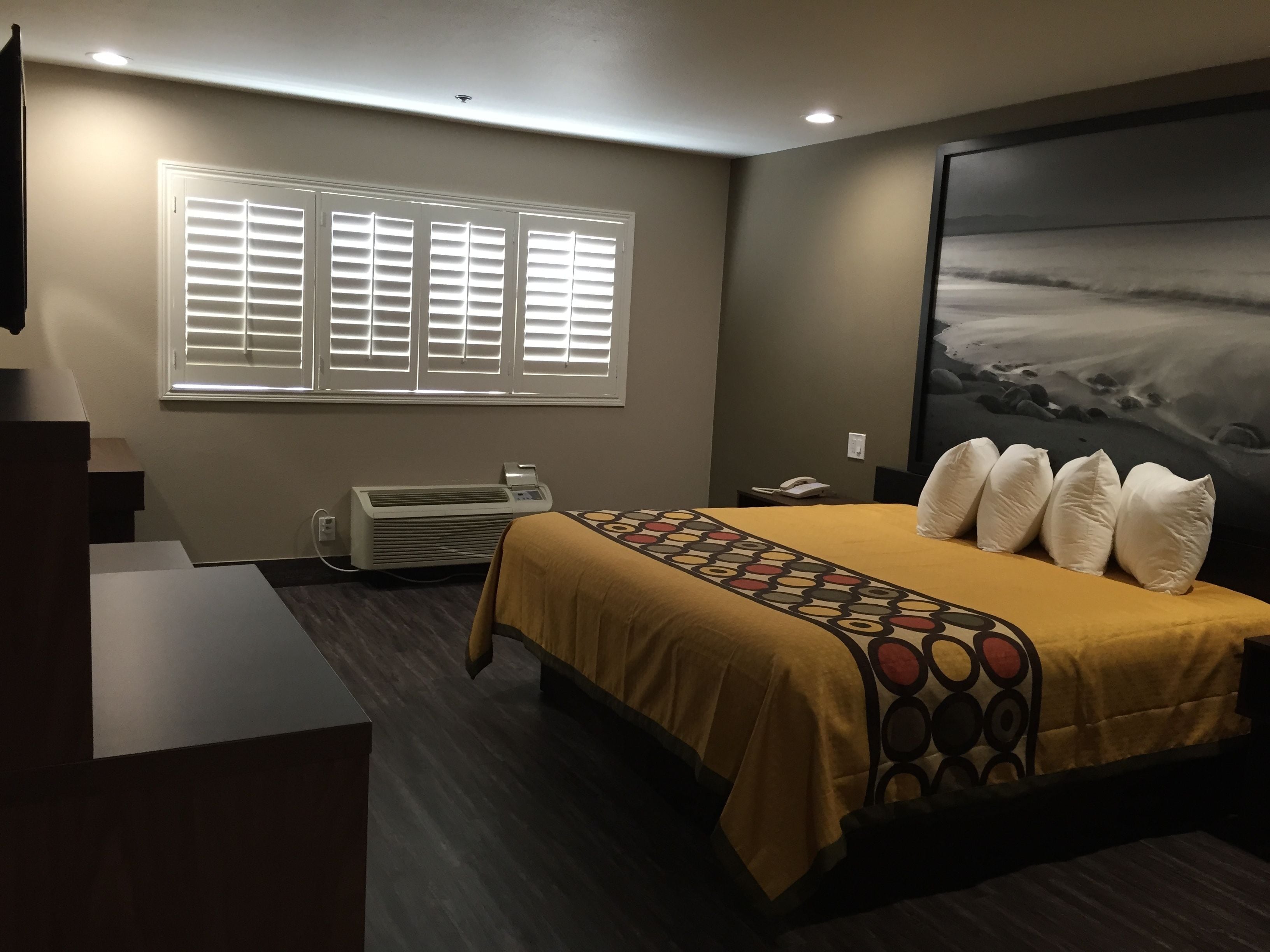 Foto - Super 8 by Wyndham National City Chula Vista