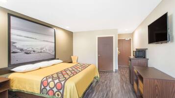 Room, 1 King Bed, Accessible, Non Smoking (Mobility Accessible) | Desk, iron/ironing board, free cribs/infant beds, free WiFi