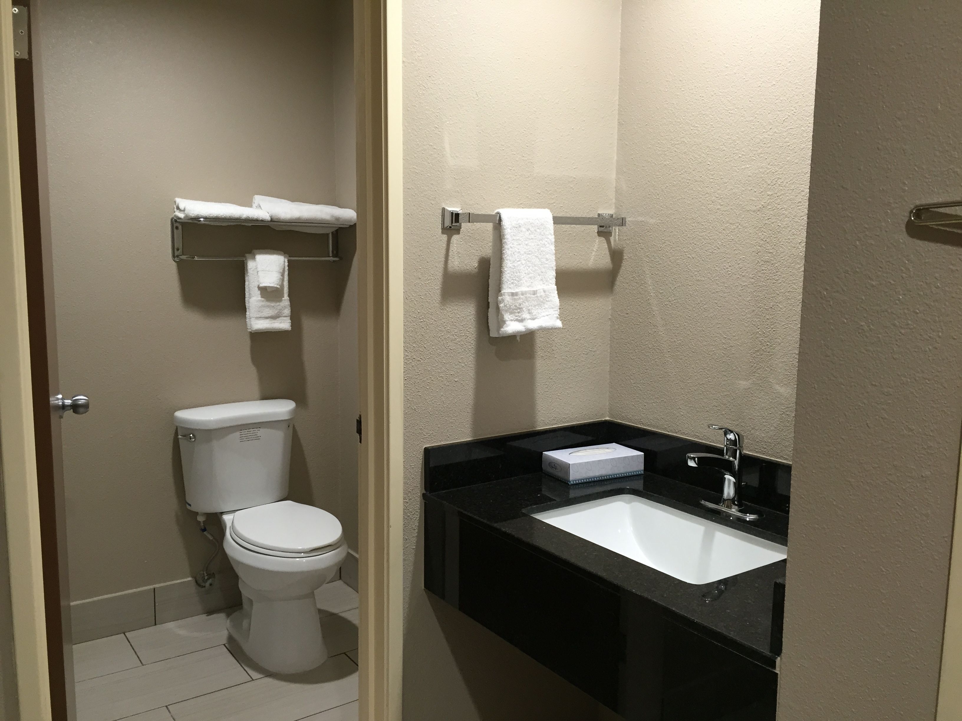 Foto - Super 8 by Wyndham National City Chula Vista