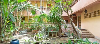 Casa Brazil Homestay & Gallery