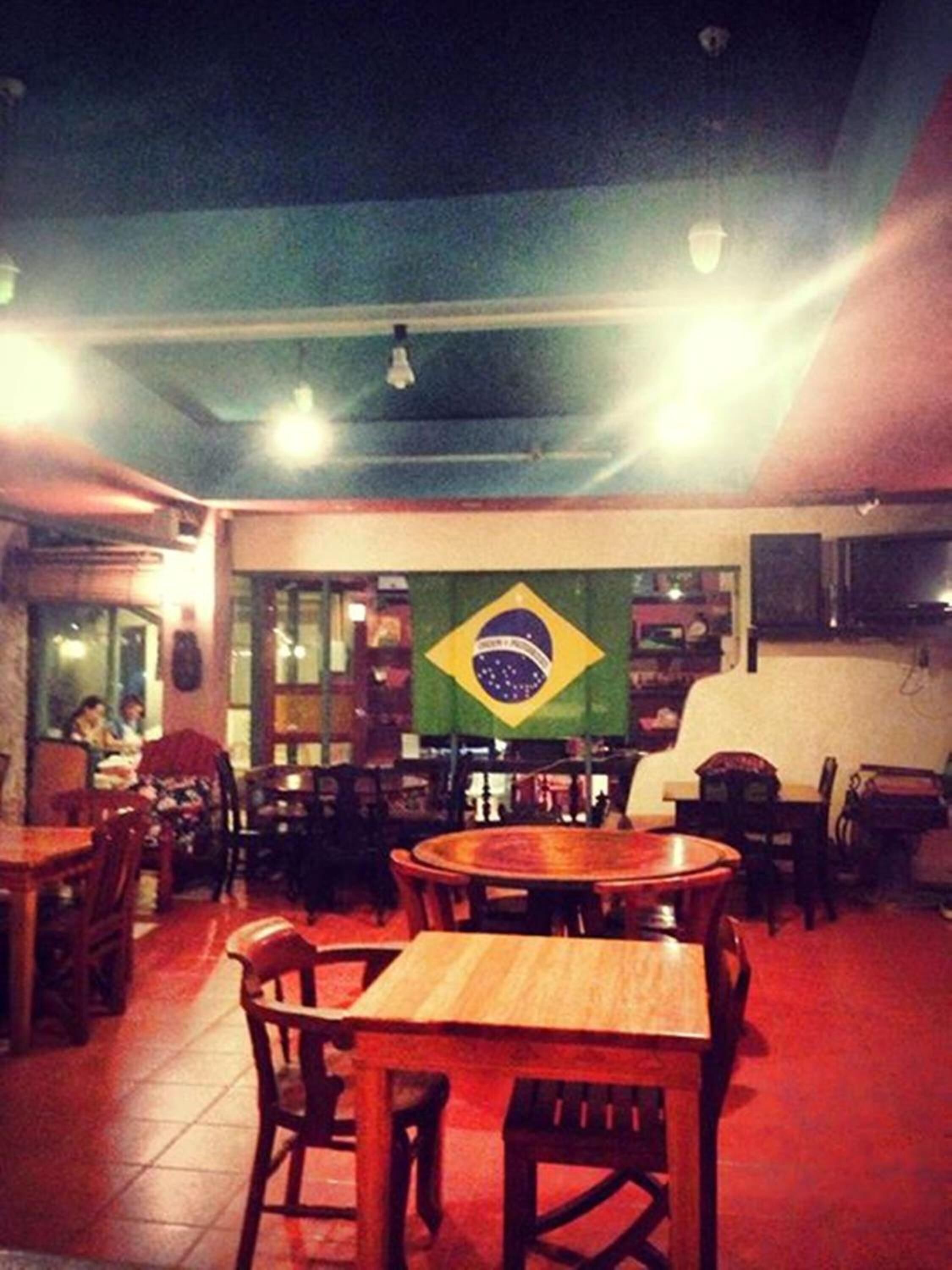 breakfast, lunch and dinner served