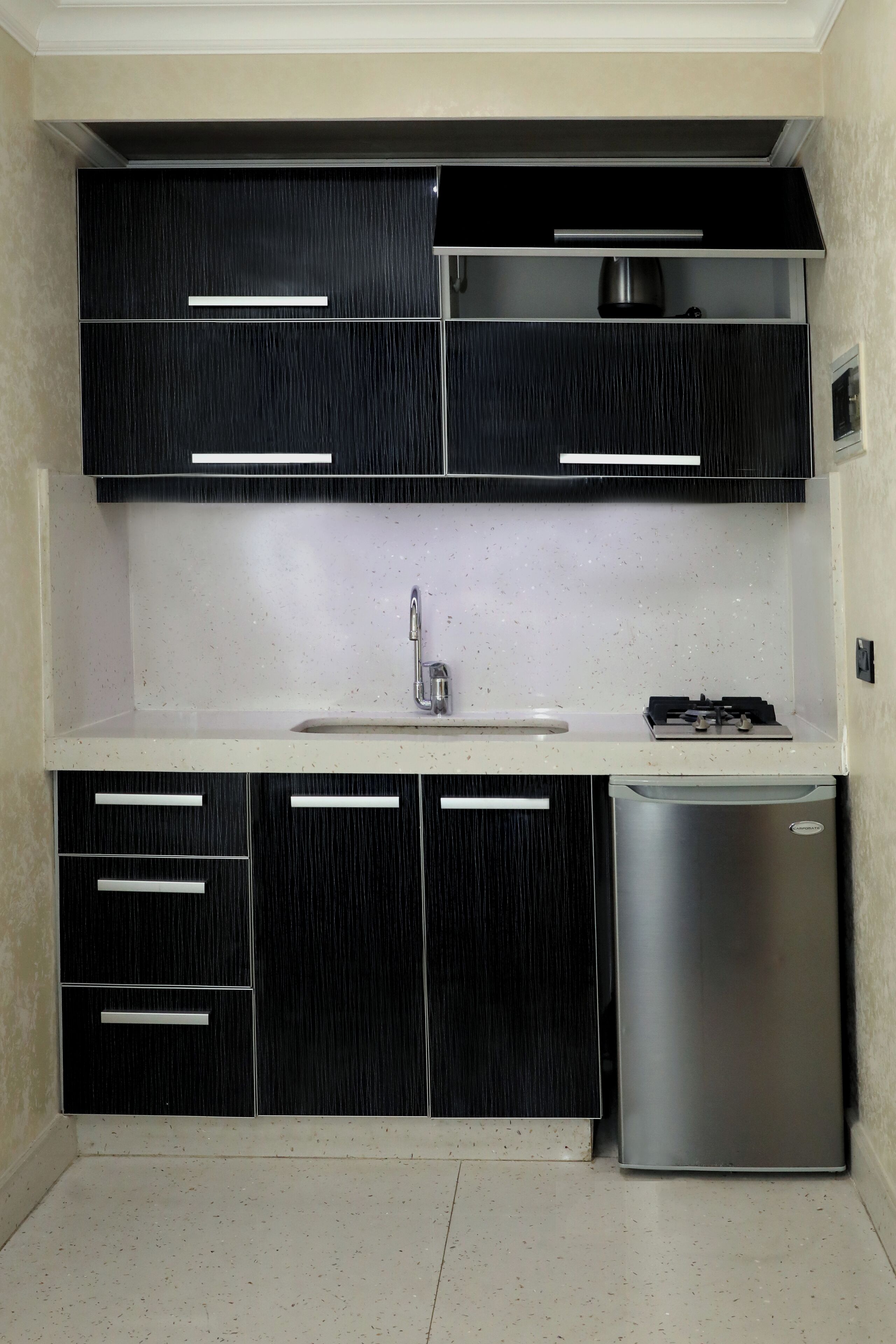 standard room, 1 bedroom | private kitchenette | microwave, coffee/tea maker