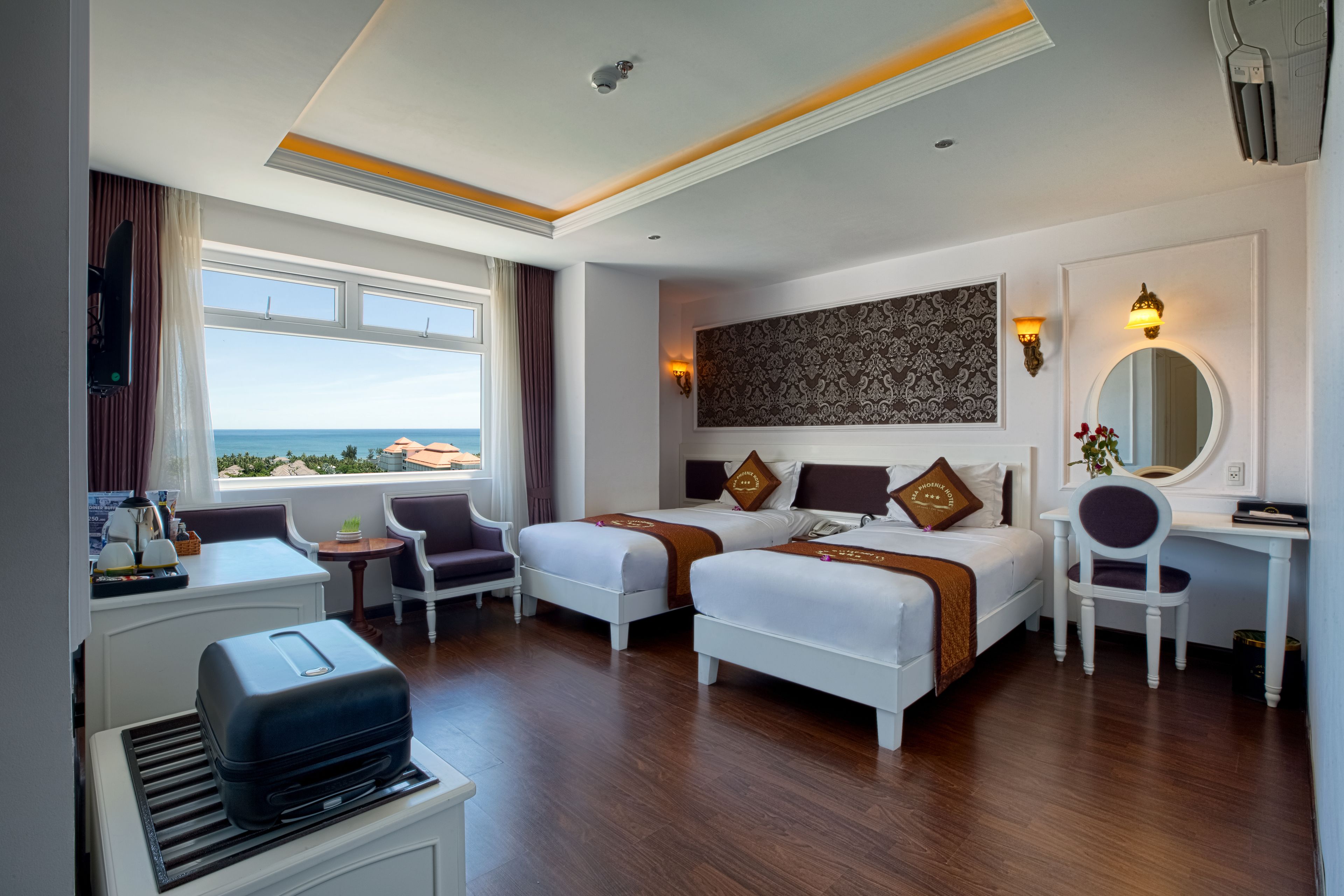 Deluxe Twin Room, Ocean View | Egyptian cotton sheets, premium bedding, pillowtop beds, minibar