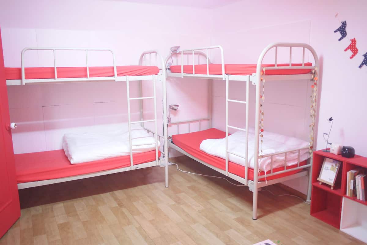 Shared Dormitory, Women only | Children's theme room