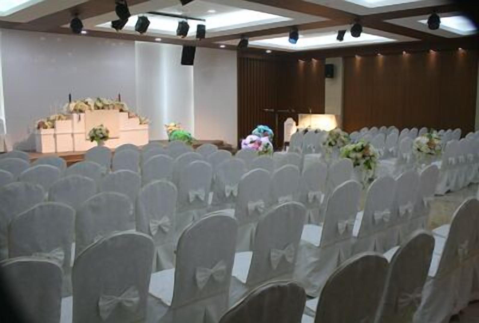 indoor wedding