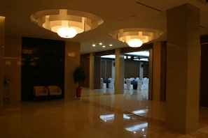 Khu sảnh