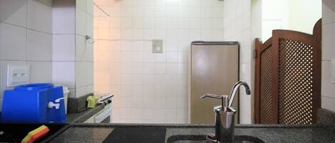 Appartement Standard, 1 chambre, coin cuisine | Coin cuisine privé | Grand réfrigérateur, plaque de cuisson