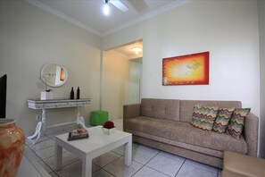 Standard Apartment, 1 Bedroom, Kitchen | Living room | Flat-screen TV, DVD player - Dutra 1104 (Rio de Janeiro)