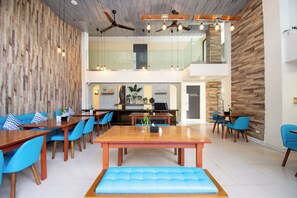 Breakfast, lunch, dinner served; Asian cuisine - The Ferra Premier by JG (Boracay Island)