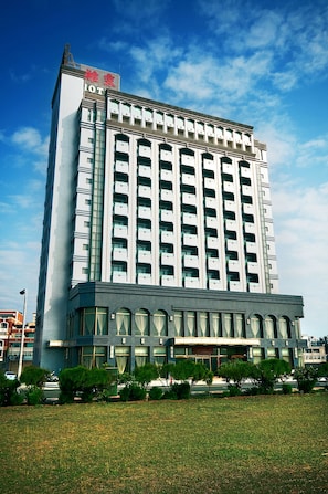 Exterior - Yaling Hotel (Magong)