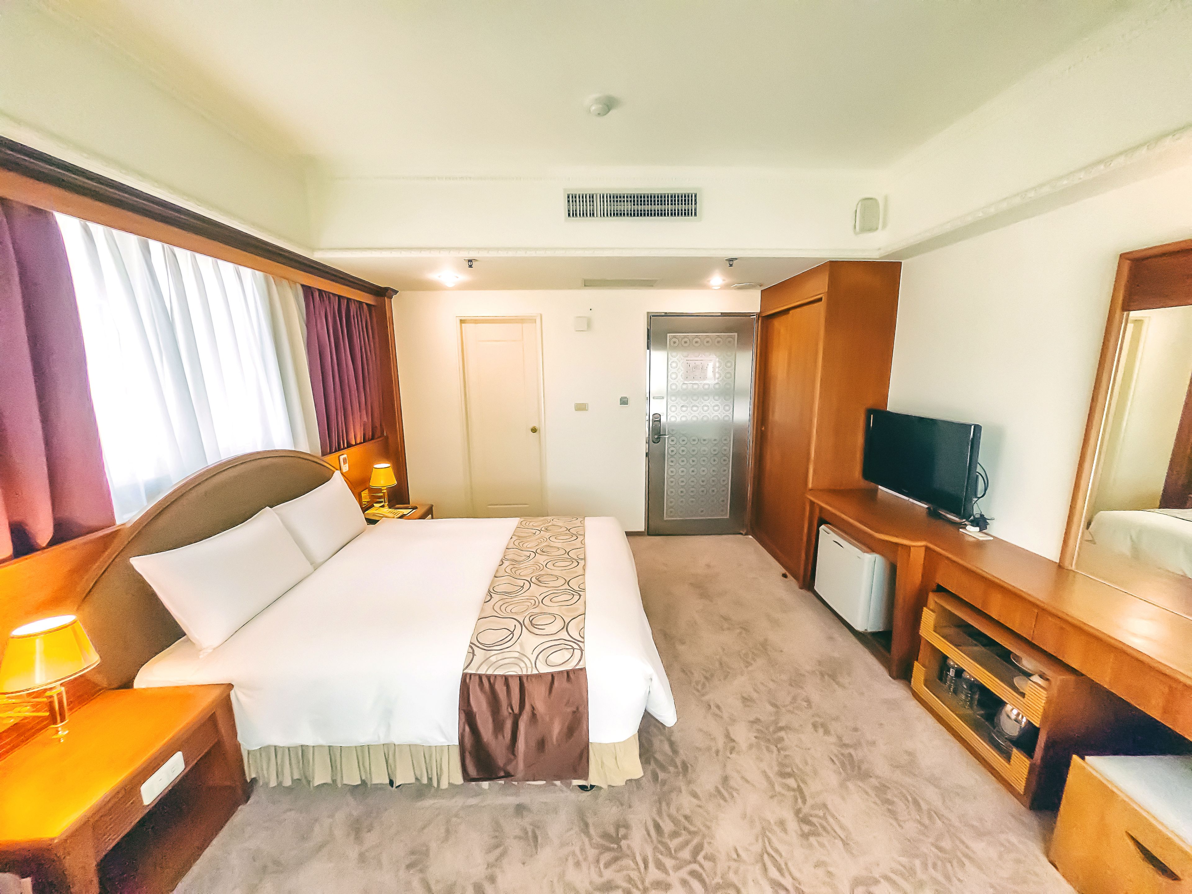 double room | desk, free wifi