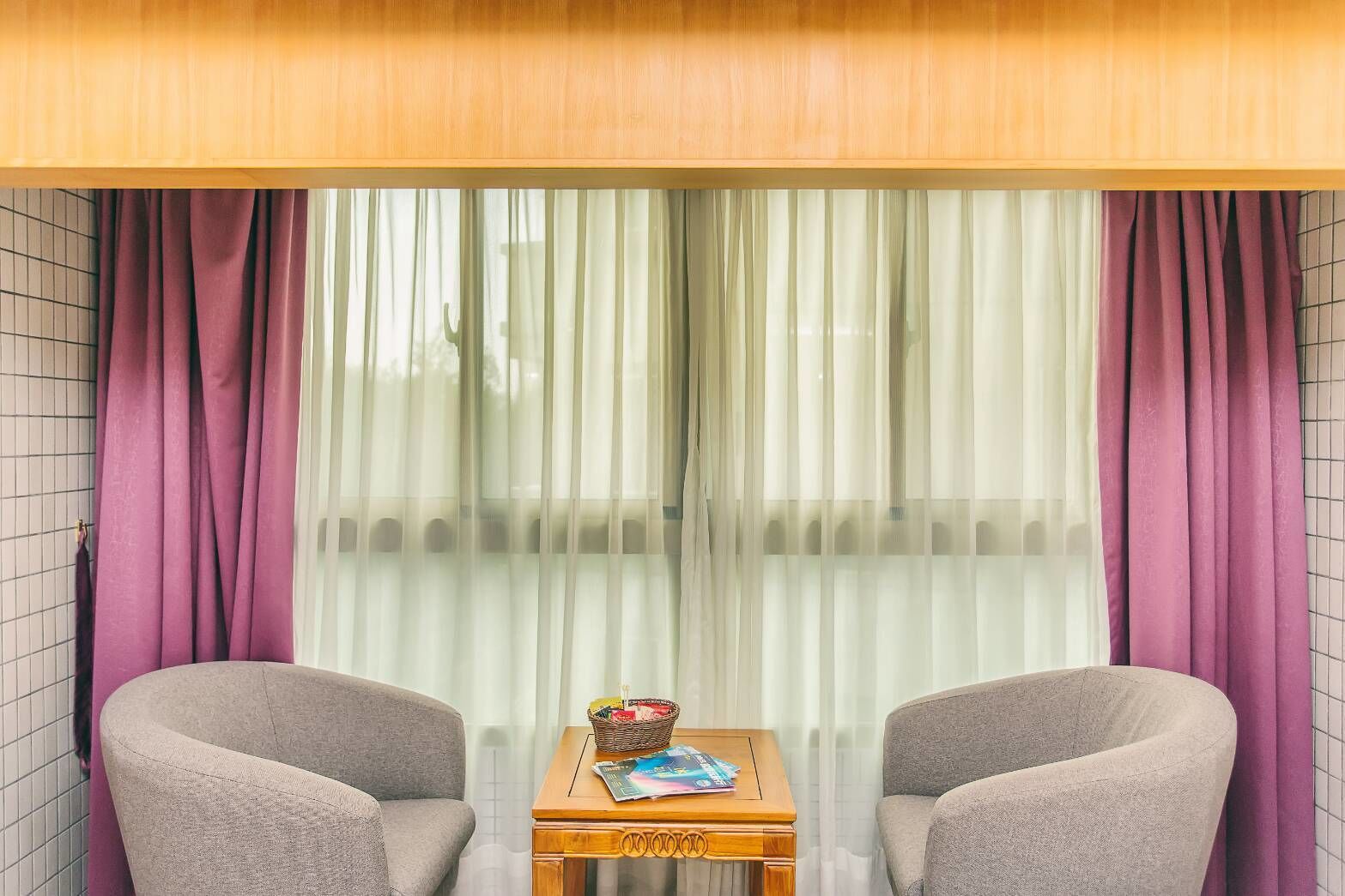 family room | room amenity