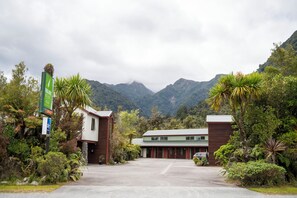 Fachada da propriedade