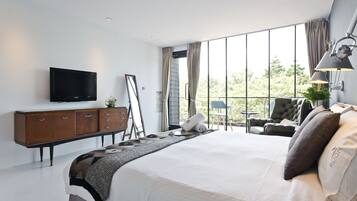 Superior Double Room with Balcony | Free WiFi