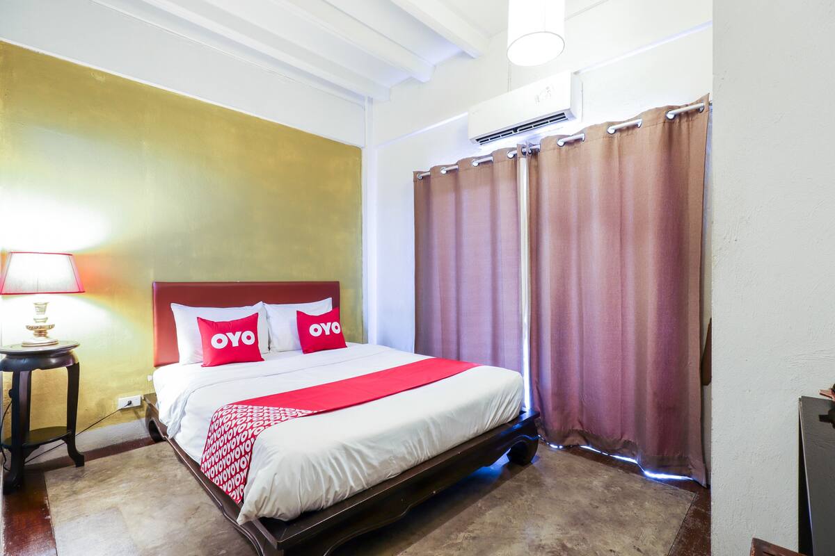 Superior Double Room | Desk, free WiFi, bed sheets