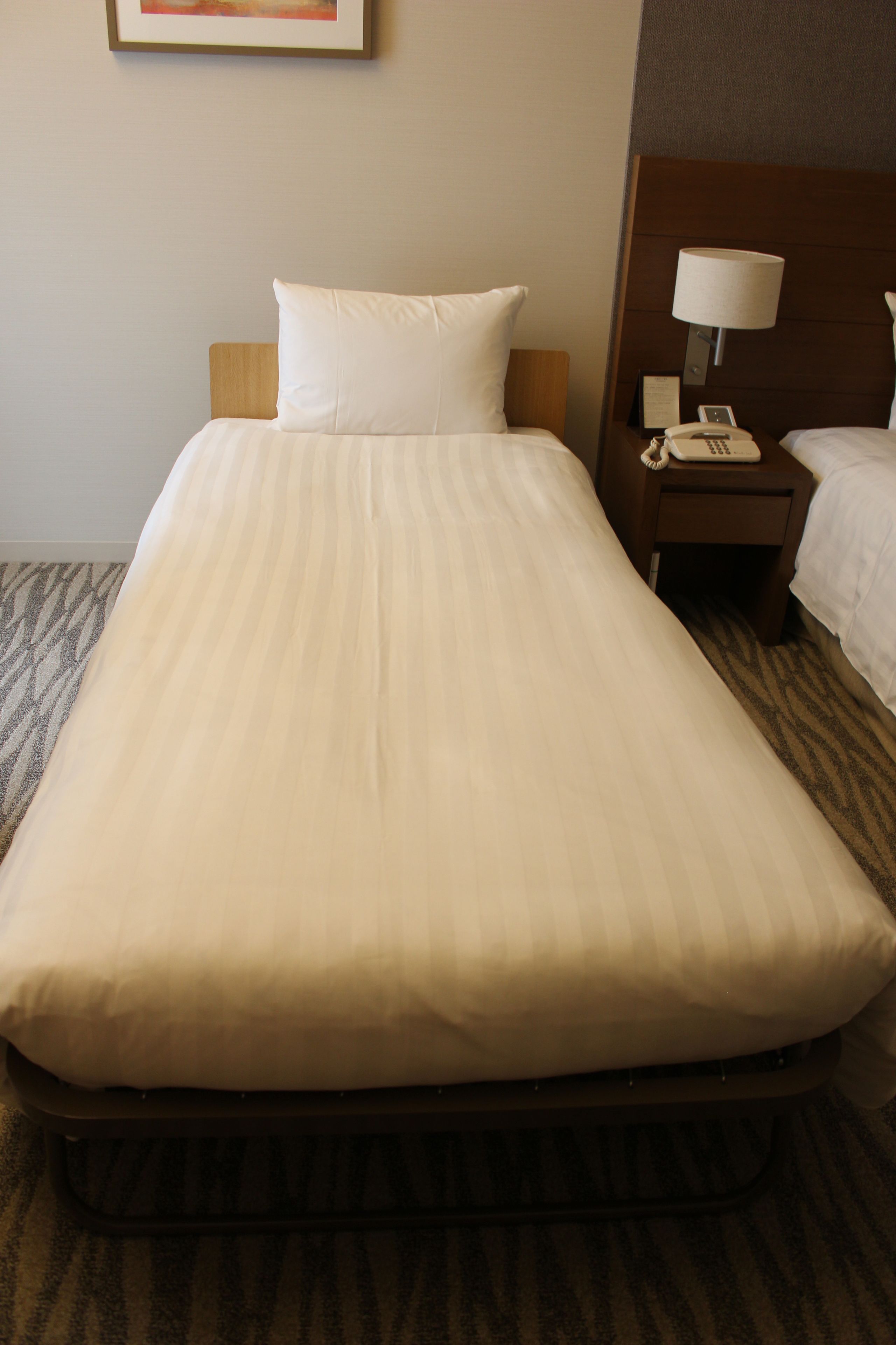 triple room | in-room safe, laptop workspace, iron/ironing board, free wifi