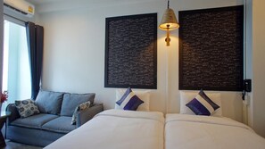 Soundproofing, free WiFi - Walking Street Residence (Chiang Mai)