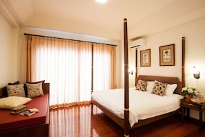 Chambre Double Supérieure | 1 chambre, coffres-forts dans les chambres, bureau, Wi-Fi gratuit