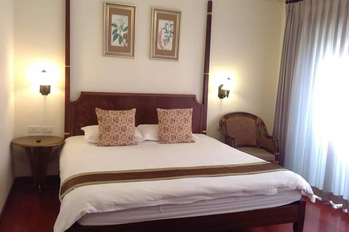 Superior Double Room | In-room safe, desk, free WiFi