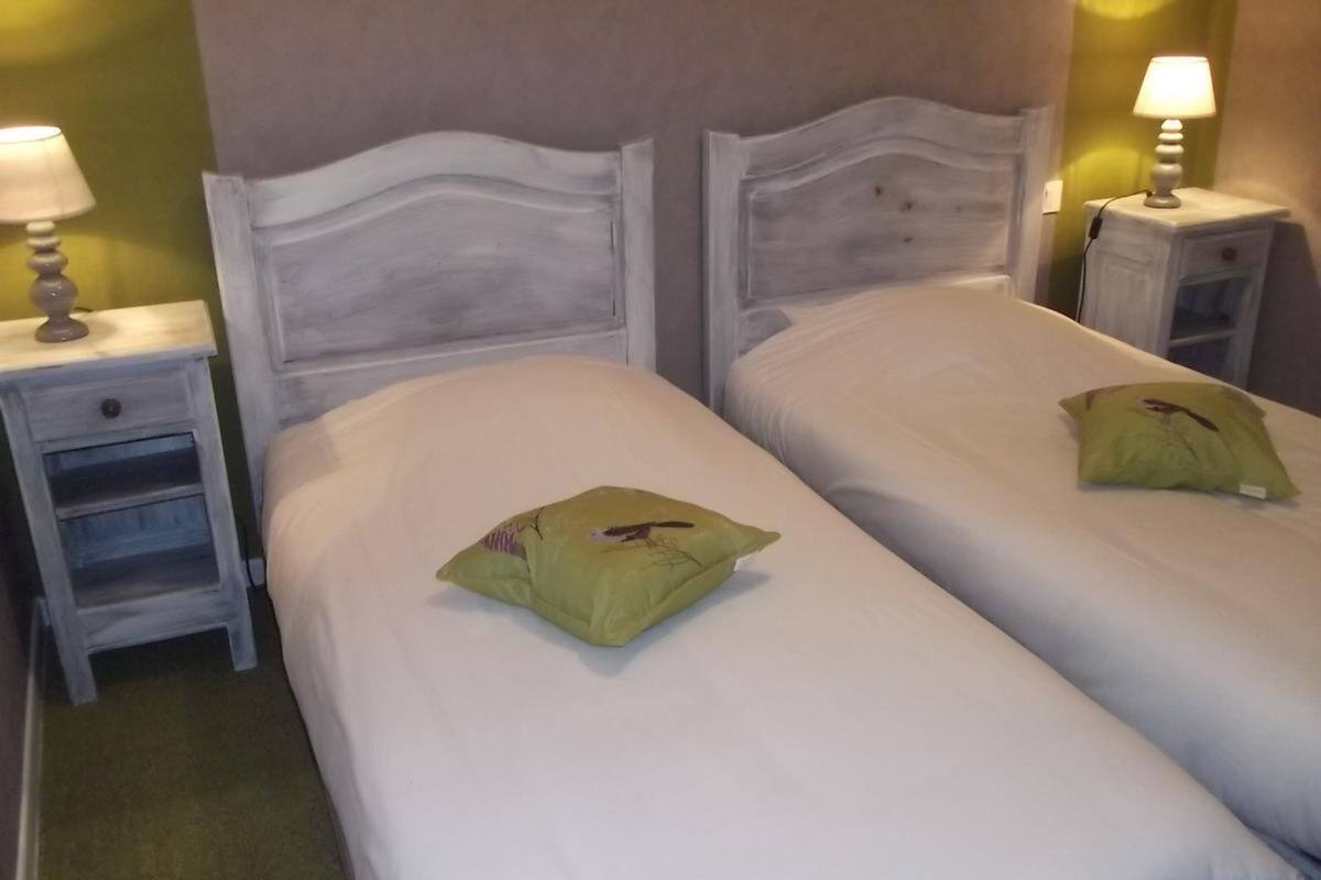 Twin Room | In-room safe, desk, free WiFi, wheelchair access