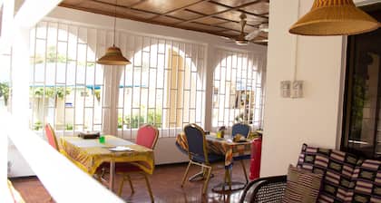 Asantewaa Premier Hotel