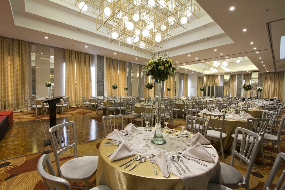 Hive Hotel & Convention Place - Affordable Best Value Hotel in QC by null