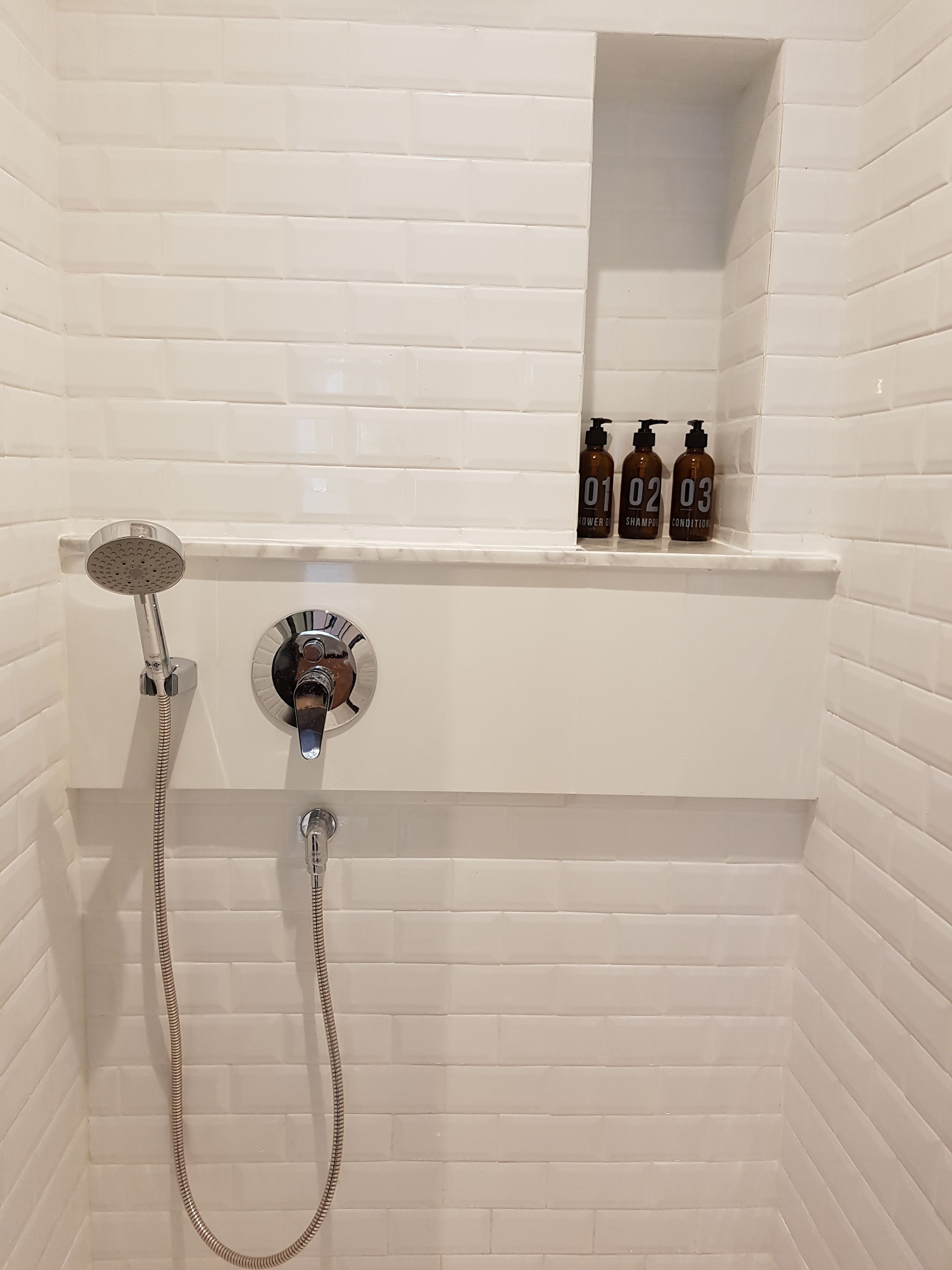 Dusj på badet