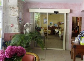 Reception - Hotel de la Montagne Noire (Dourgne)