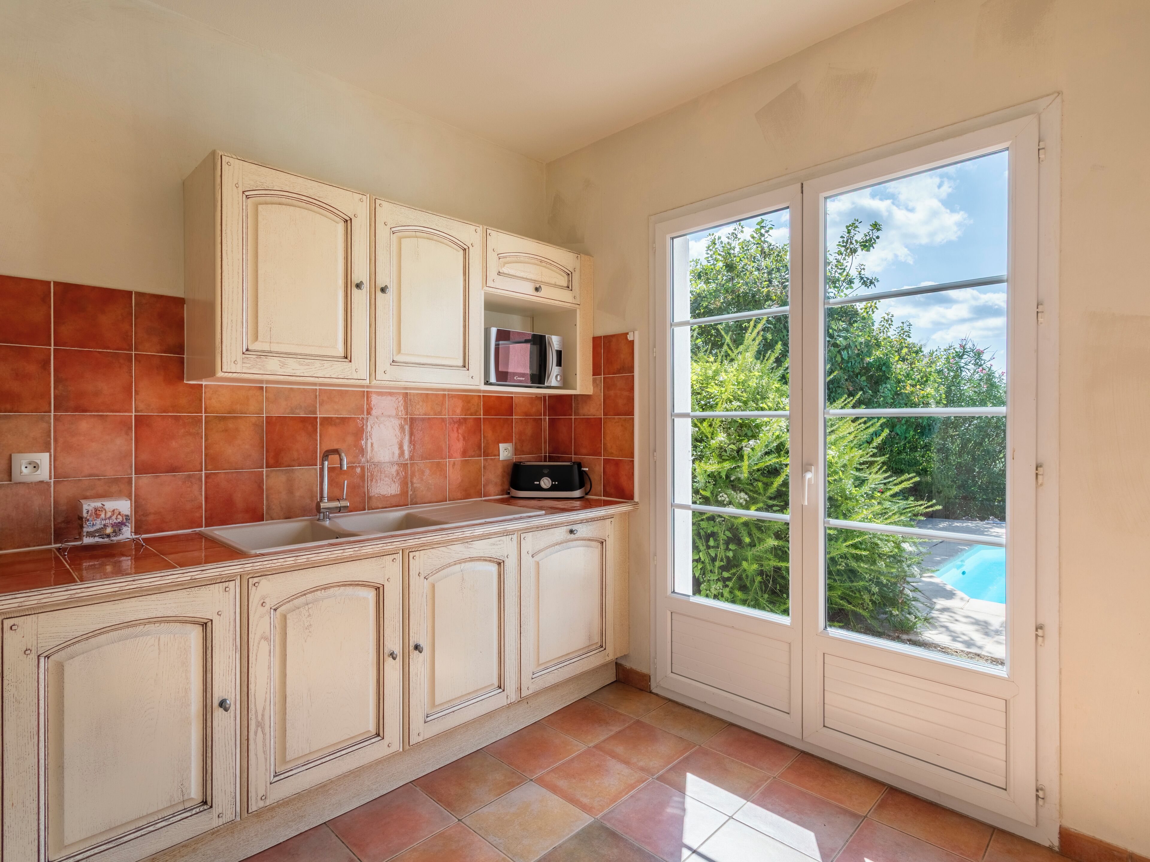 Casa estándar, 3 habitaciones, alberca privada | Cocina privada