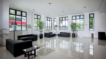 Sala de estar en el lobby